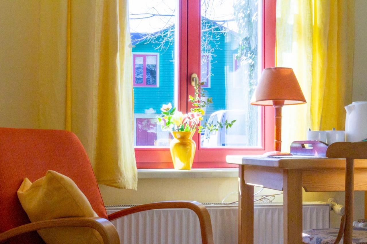 Raibie Logi Hotel Ventspils Bagian luar foto